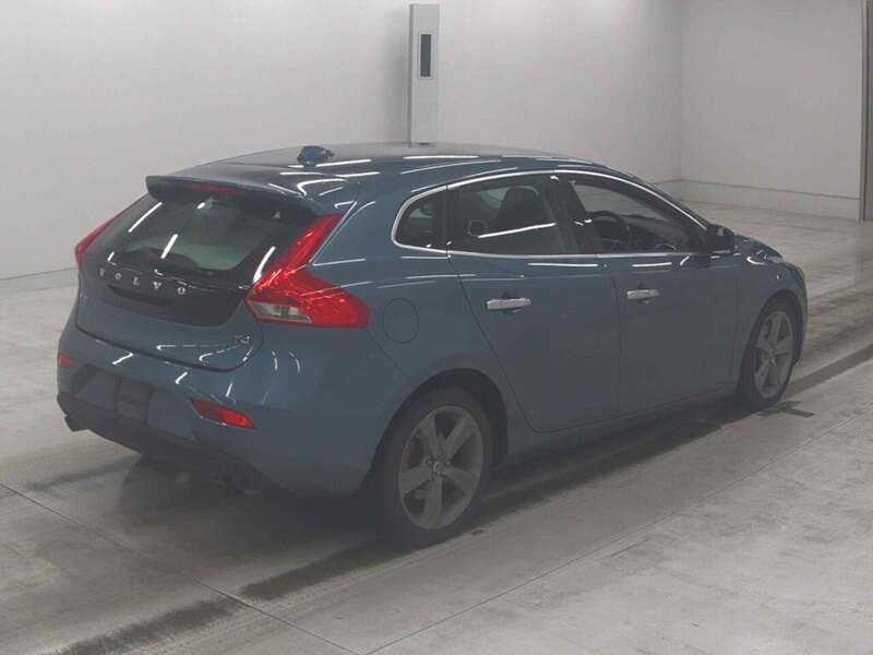 Volvo V40 T4 Se - U11776