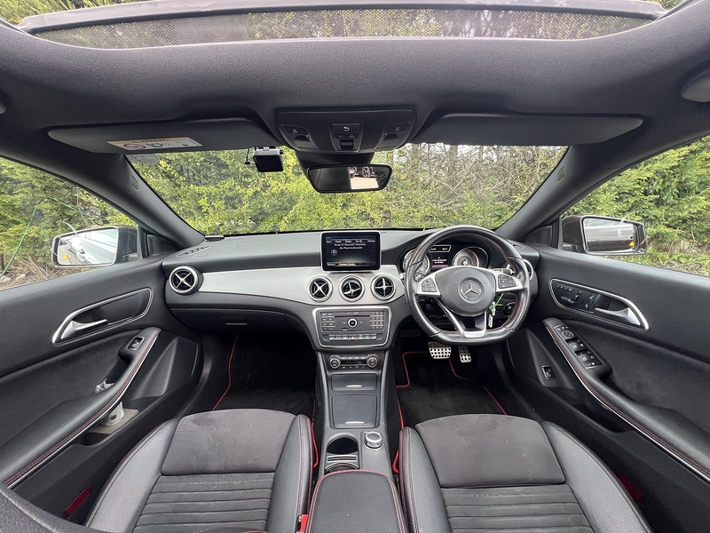 Mercedes-Benz Cla Cla 180 Amg Sport - U11777