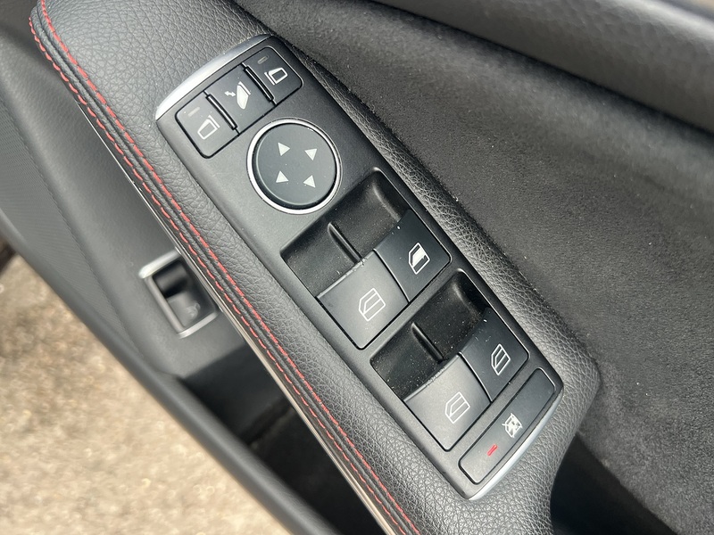 Mercedes-Benz Cla Cla 180 Amg Sport - U11777