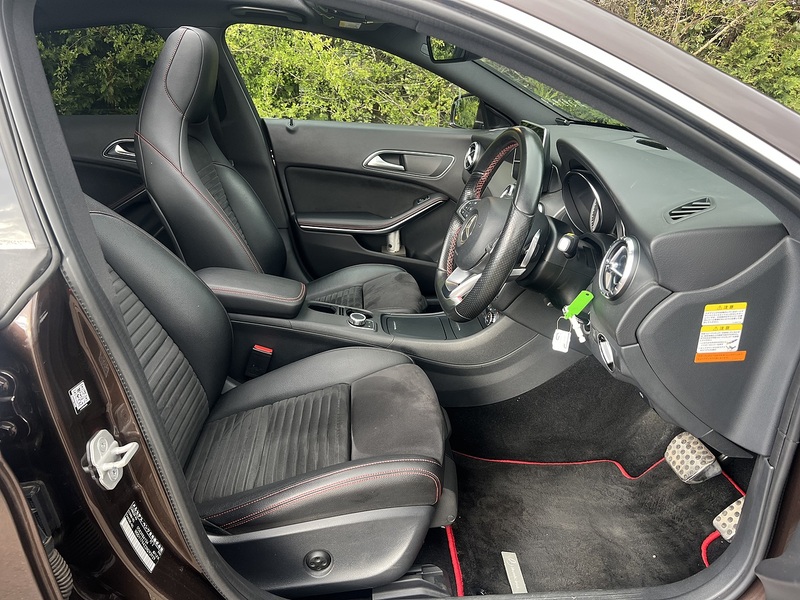 Mercedes-Benz Cla Cla 180 Amg Sport - U11777