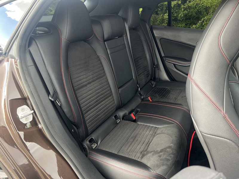 Mercedes-Benz Cla Cla 180 Amg Sport - U11777