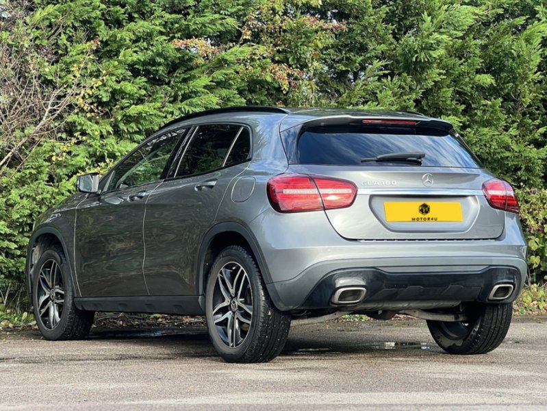 Mercedes-Benz GLA GLA180 Urban Edition - U11779