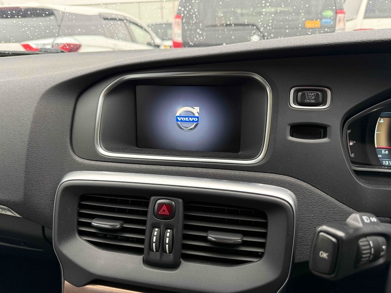 Volvo V40 T5 Cross Country Lux Nav Awd - U11781