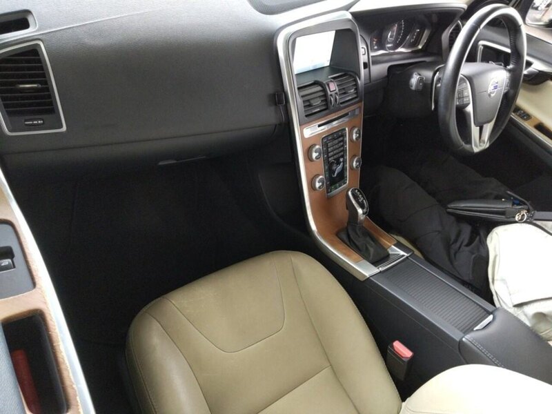 Volvo Xc60 T5 Se Lux Awd - U11782