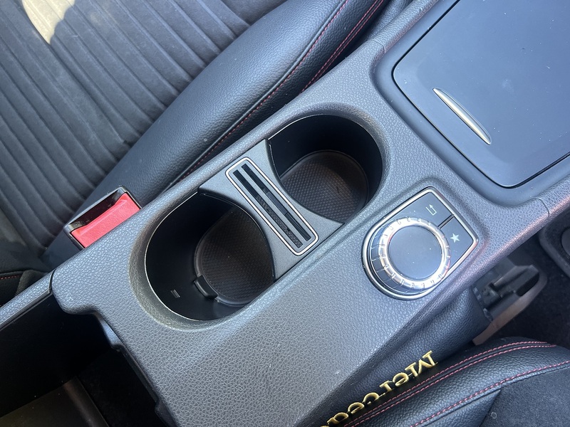 Mercedes-Benz Cla Cla 180 Amg Sport - U11784