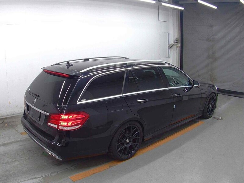 Mercedes-Benz E Class E 400 Amg Line Edition - U11785