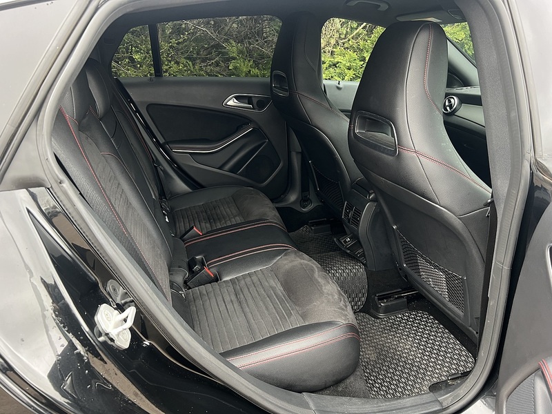 Mercedes-Benz Cla Cla 180 Amg Sport - U11787