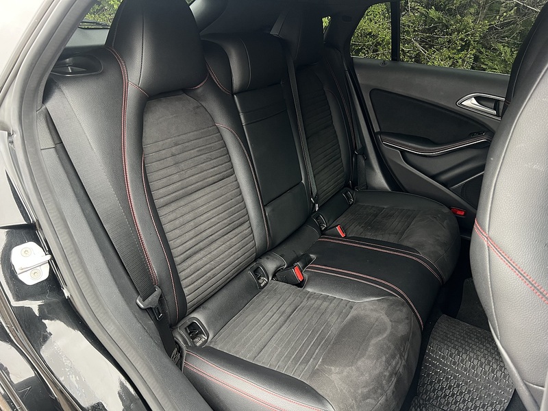 Mercedes-Benz Cla Cla 180 Amg Sport - U11787
