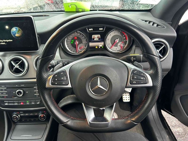 Mercedes-Benz Cla Cla 180 Amg Line Edition - U11787