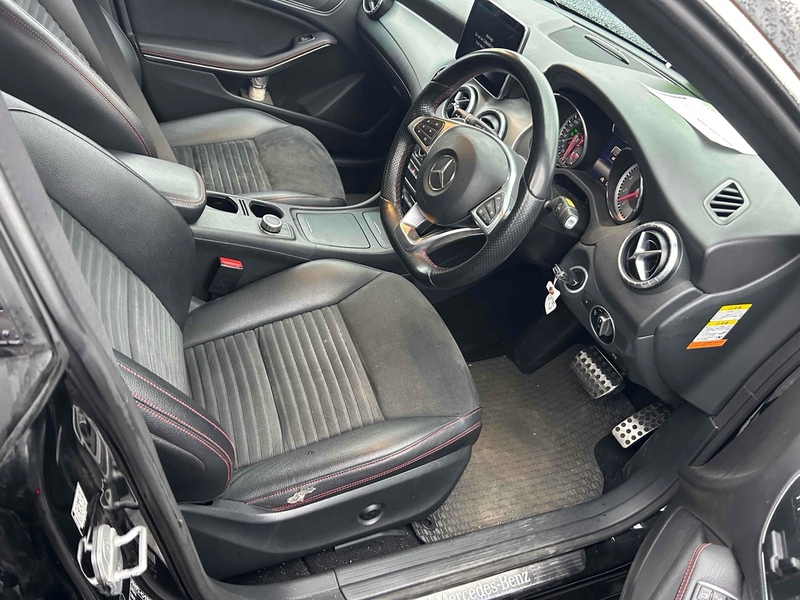 Mercedes-Benz Cla Cla 180 Amg Line Edition - U11787