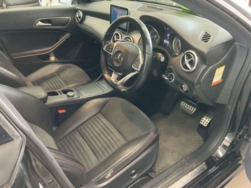 Mercedes-Benz Cla Cla 180 Amg Line Edition - U11787