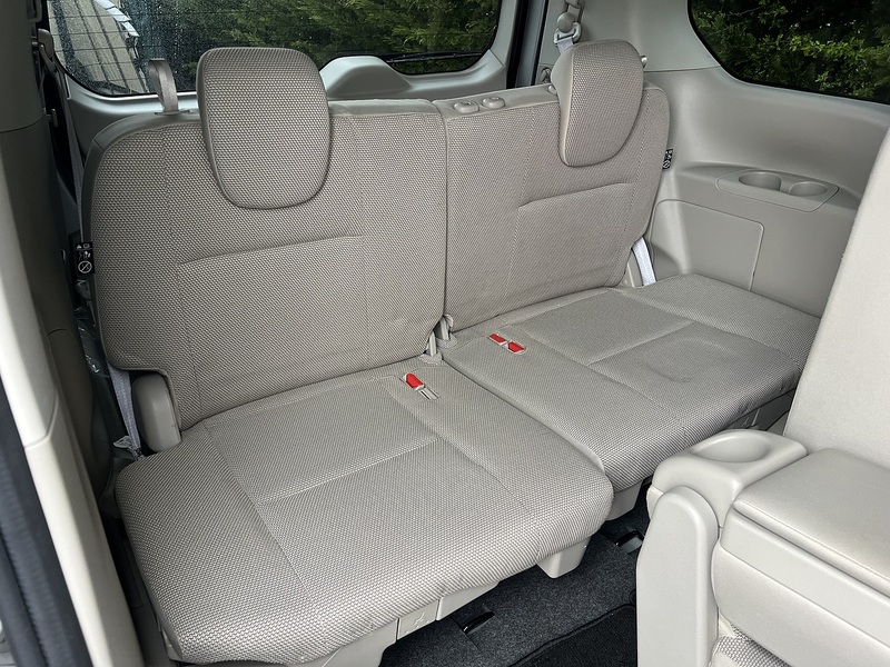 Nissan Serena 2.0 Hybrid X 8 Seater - U11788