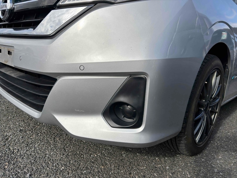 Nissan Serena 2.0 Hybrid X 8 Seater - U11788