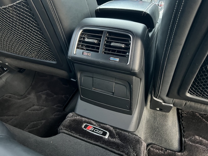 Audi SQ5 V6 - U11789