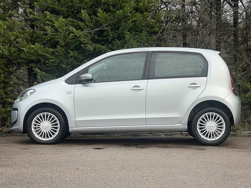 Volkswagen Up High Up - U11791