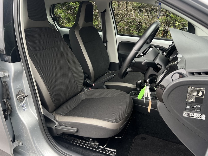 Volkswagen Up High Up - U11791