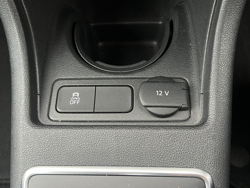 Volkswagen Up High Up - U11791