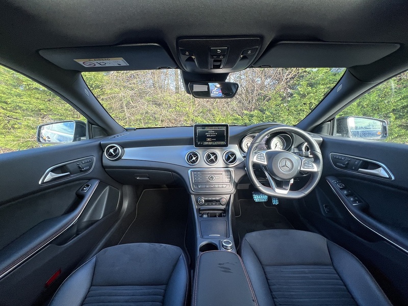 Mercedes-Benz Cla Cla 250 Amg Line - U11792