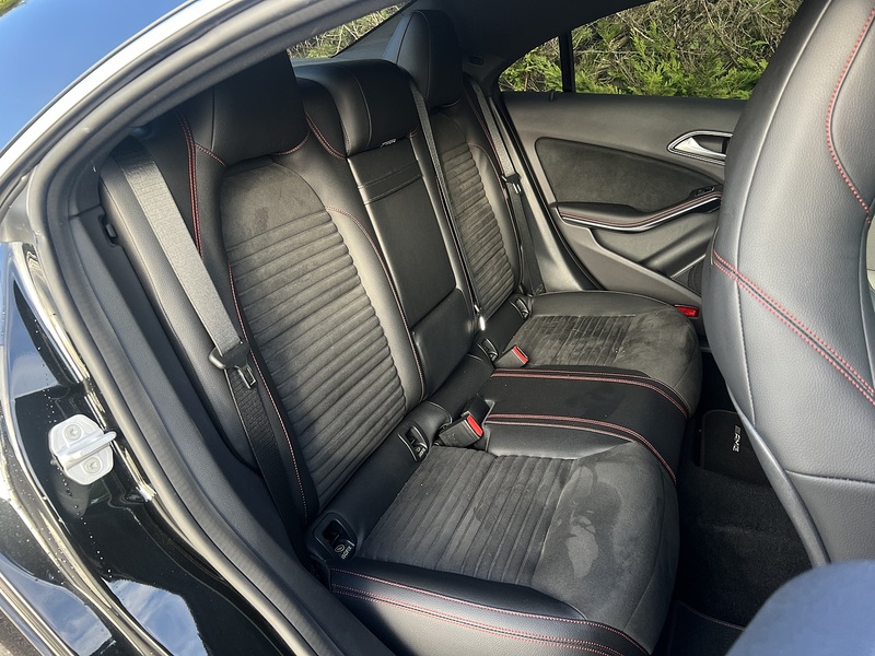 Mercedes-Benz Cla Cla 250 Amg Line - U11792