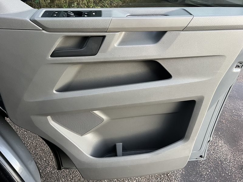 Volkswagen Transporter TDI T30 Highline - U11794