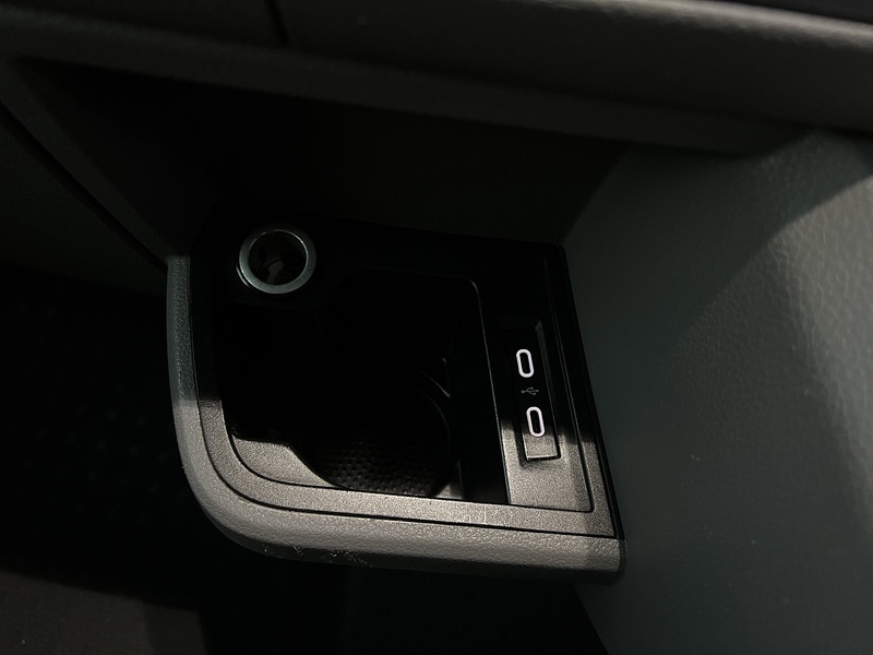 Volkswagen Transporter TDI T30 Highline - U11794