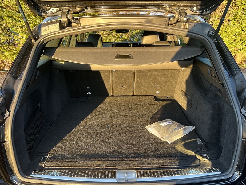 Mercedes-Benz E Class E220d AMG Line - U11799