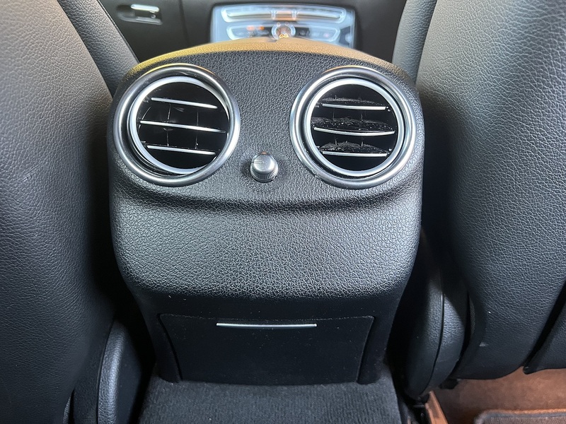 Mercedes-Benz E Class E220d AMG Line - U11799