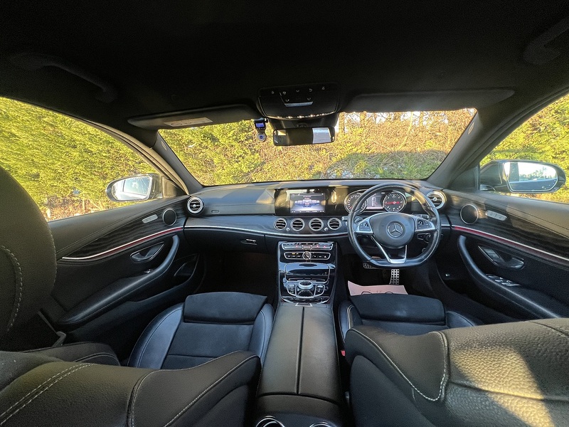 Mercedes-Benz E Class E220d AMG Line - U11799