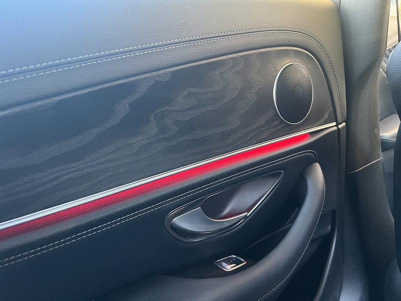 Mercedes-Benz E Class E220d AMG Line - U11799