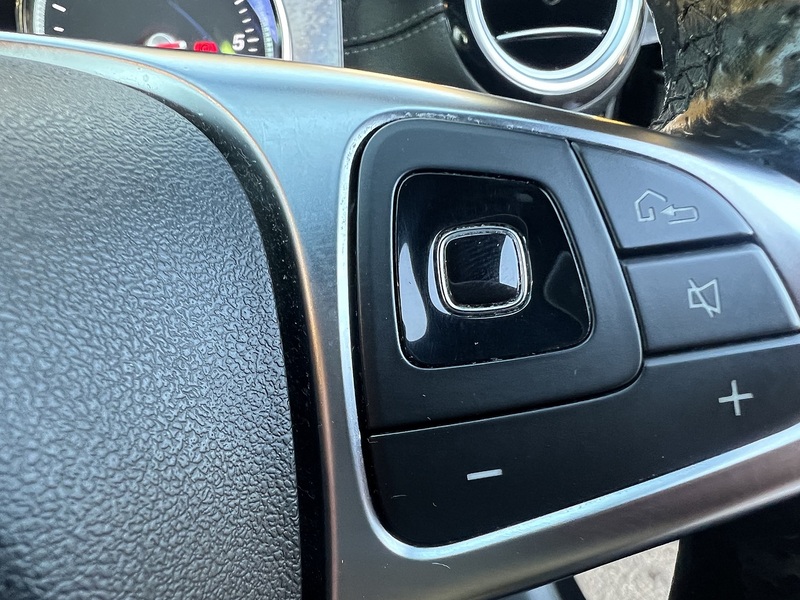 Mercedes-Benz E Class E220d AMG Line - U11799