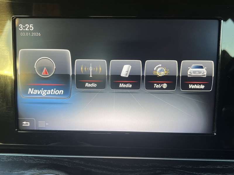 Mercedes-Benz E Class E220d AMG Line - U11799