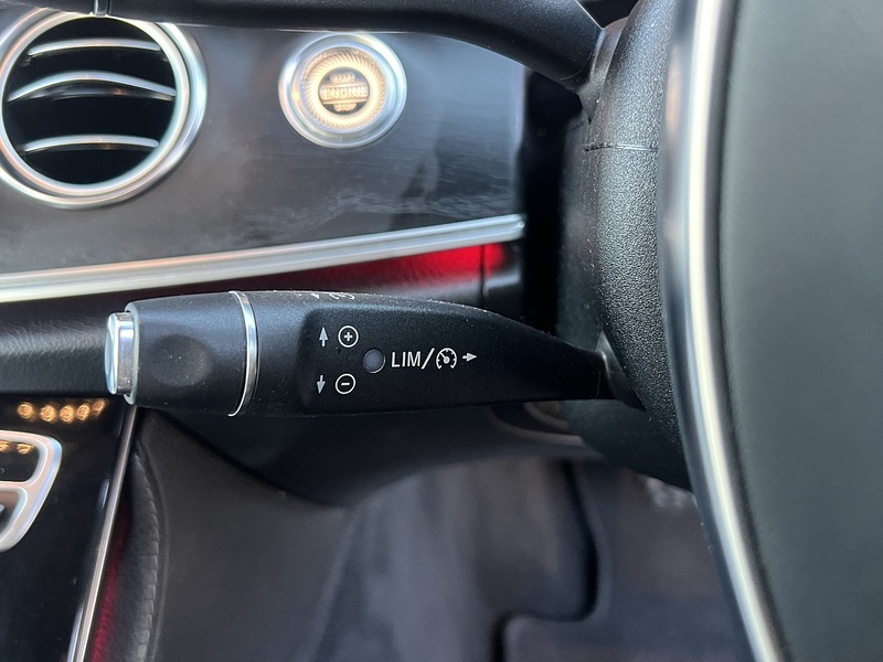 Mercedes-Benz E Class E220d AMG Line - U11799