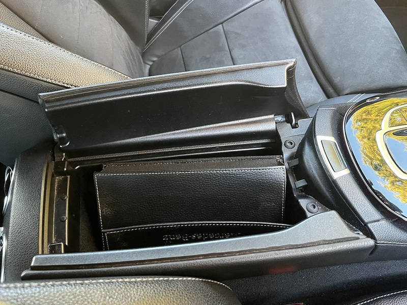 Mercedes-Benz E Class E220d AMG Line - U11799