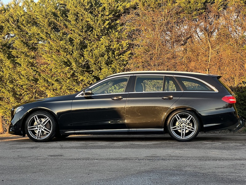 Mercedes-Benz E Class E220d AMG Line - U11799