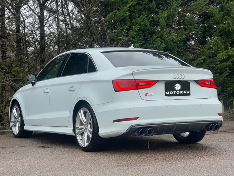 Audi S3 S TRONIC QUATTRO - U11801