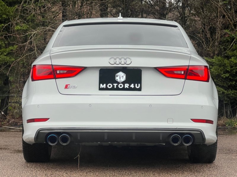 Audi S3 S TRONIC QUATTRO - U11801