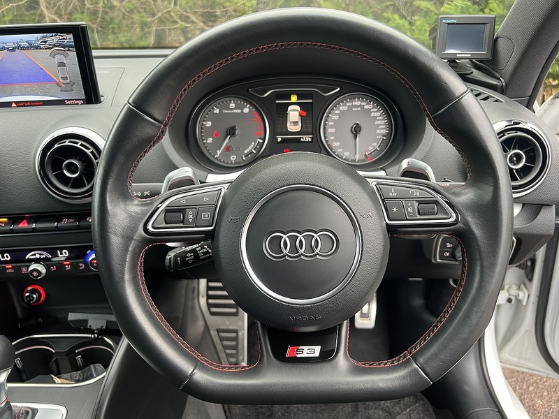 Audi S3 S TRONIC QUATTRO - U11801