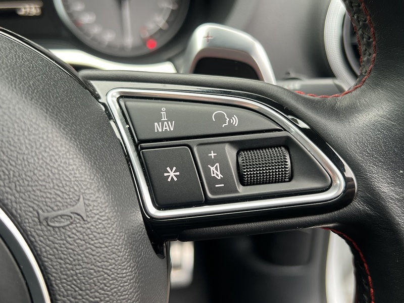 Audi S3 S TRONIC QUATTRO - U11801