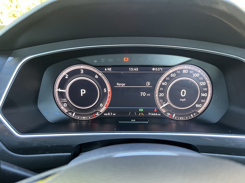 Volkswagen Tiguan Allspace TDI SEL - U11802