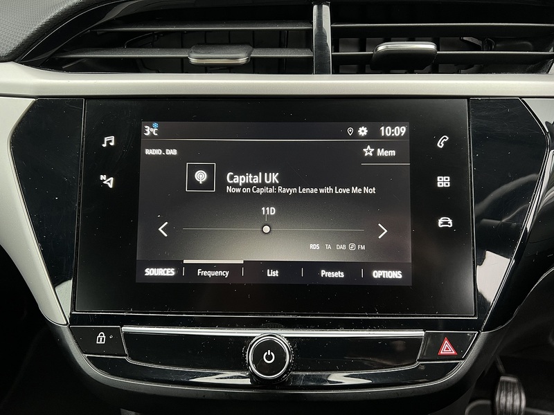 Vauxhall Corsa SE - U11803