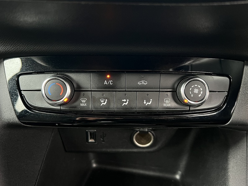 Vauxhall Corsa SE - U11803