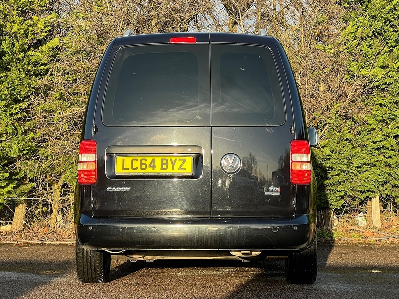 Volkswagen Caddy TDI BlueMotion Tech C20 Black Edition - U11804