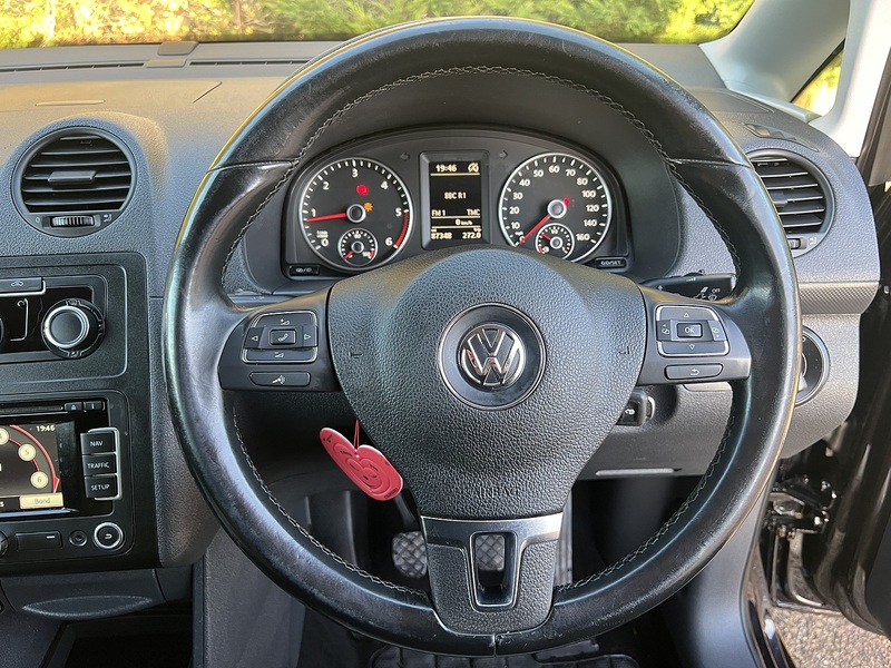 Volkswagen Caddy TDI BlueMotion Tech C20 Black Edition - U11804