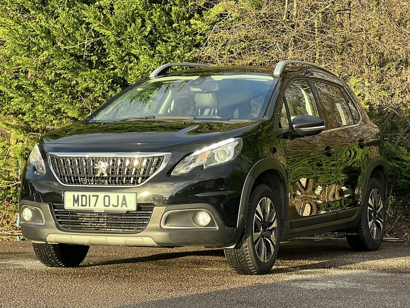 Peugeot 2008 PureTech Allure - U11805