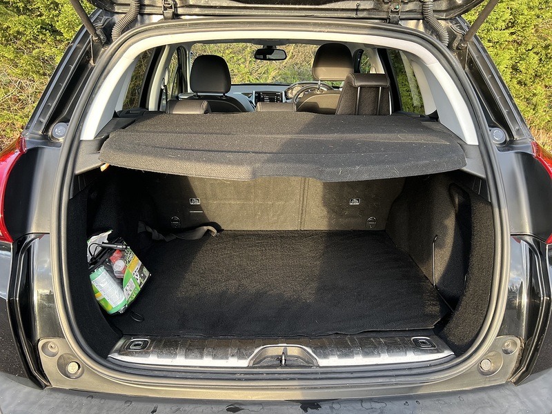 Peugeot 2008 PureTech Allure - U11805