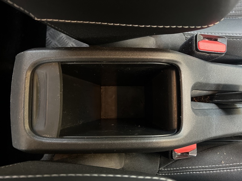 Peugeot 2008 PureTech Allure - U11805