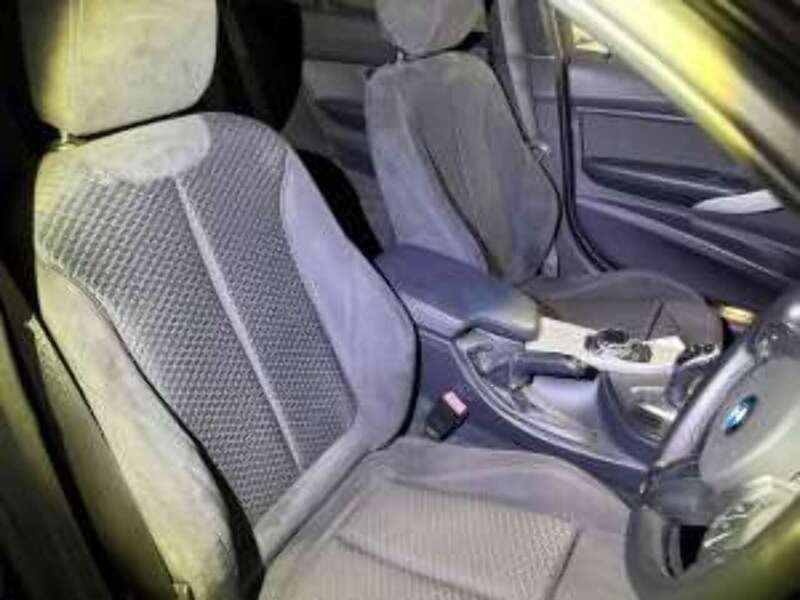 BMW 320D Touring M-Sport - U11808