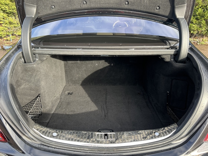 Mercedes-Benz S Class S500L MHEV AMG Line - U11810