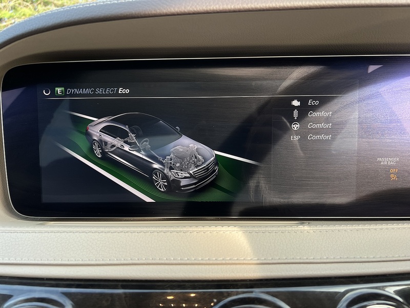 Mercedes-Benz S Class S500L MHEV AMG Line - U11810