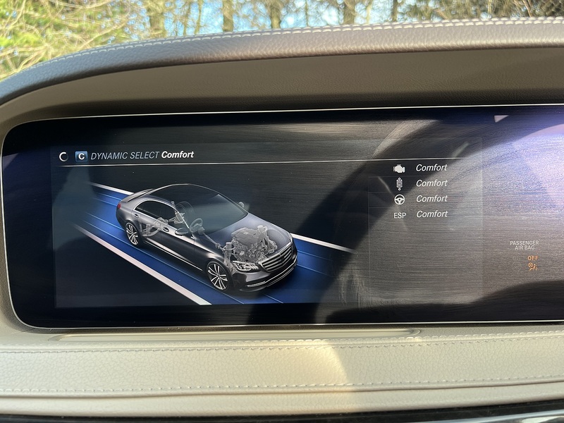 Mercedes-Benz S Class S500L MHEV AMG Line - U11810